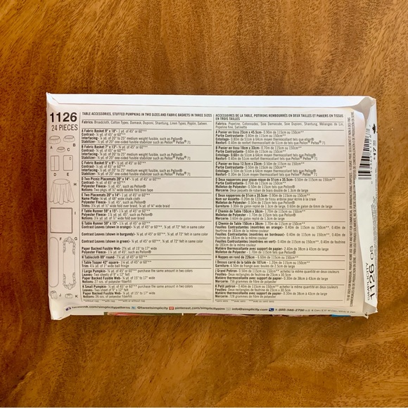 Uncut Simplicity 1126 (2015) Halloween decor, factory folded sewing pattern - Picture 3 of 4